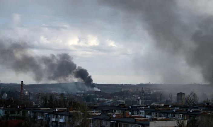 Ukraine: la Russie affirme avoir détruit un important dépôt d’armes étrangères près de Lviv
