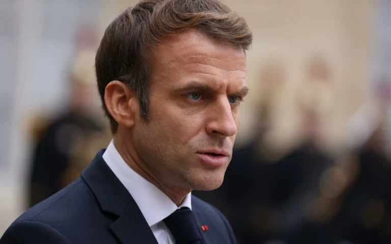 Présidentielle, J-9 : Macron toujours en tête… et toujours en baisse