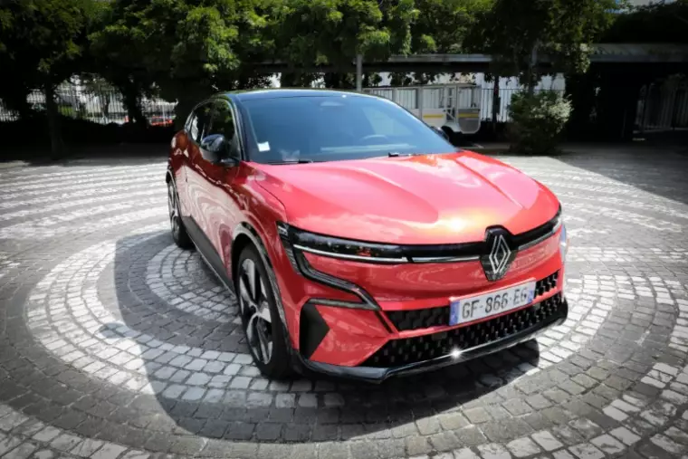 Renault améliore ses marges, mais reste plombé par la Russie au premier semestre