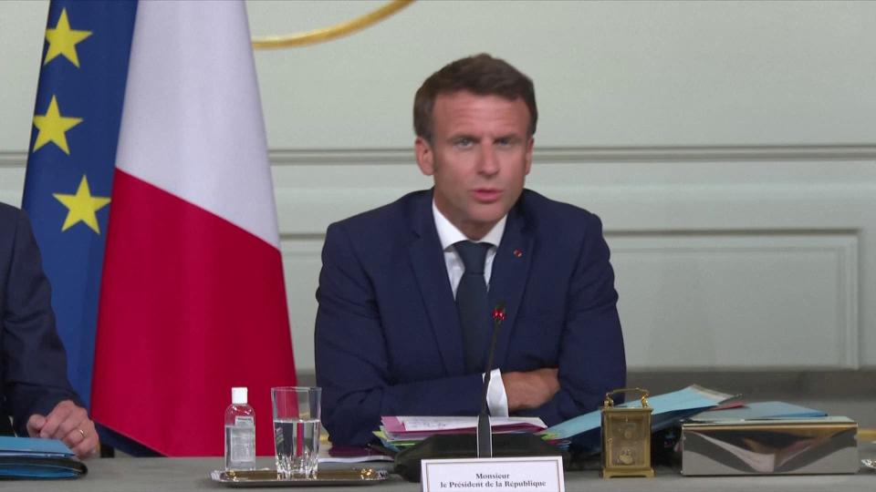 Remaniement: Macron « prend acte » du refus des « partis de gouvernement » à participer à une coalition