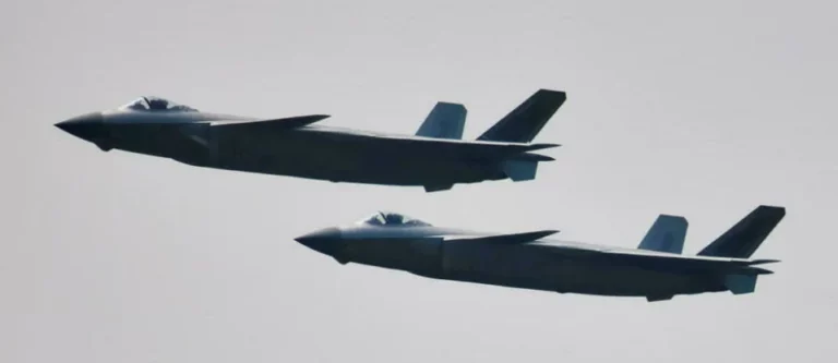L’aviation chinoise entre dans l’espace aérien de Taïwan