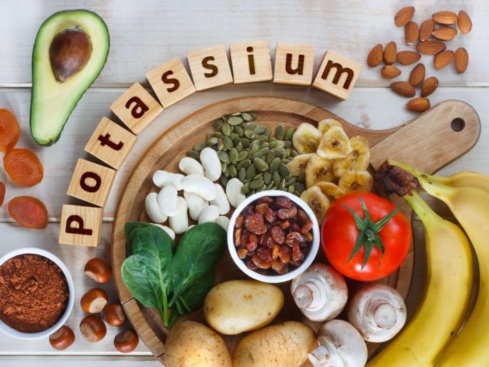 Une alimentation riche en potassium réduit les risques d’hypertension (surtout chez les femmes)