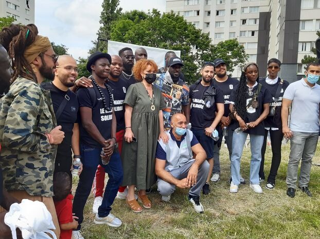 Aulnay-sous-Bois : 500 colis alimentaires distribués avec le rappeur Sefyu en ambassadeur