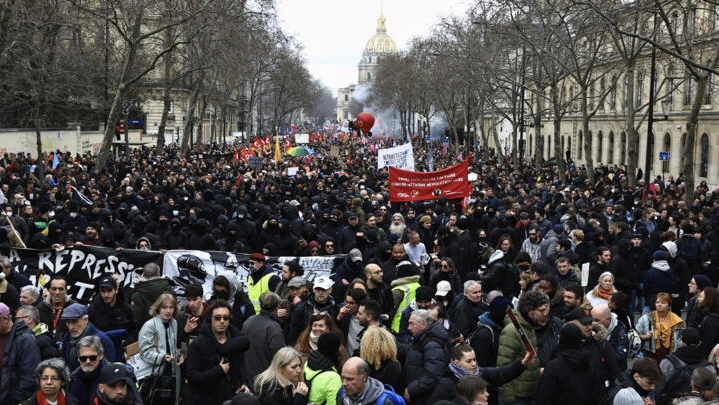 Réforme des retraites: accord à la commission mixte paritaire en pleine journée de mobilisation