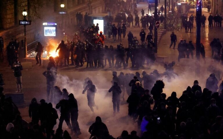 Retraites : nouvelles tensions à Paris entre manifestants et forces de l’ordre, 46 interpellations