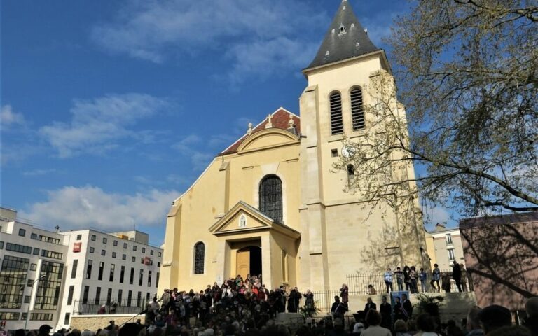 Pour sa réouverture, l’église de Pantin voit son curé suspendu pour suspicion d’agressions sexuelles