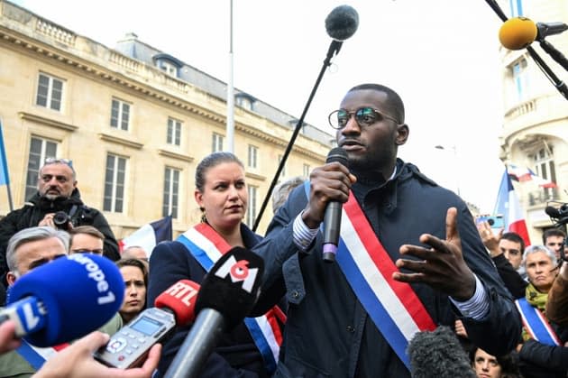 Le député Carlos Martens Bilongo, visé par une enquête, dit ne pas posséder de compte à l’étranger