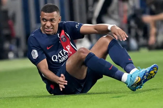 Mbappé sort sur blessure pendant le Classique