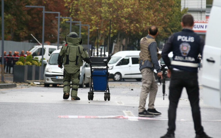 Explosion près du parlement à Ankara, les autorités dénoncent un « attentat terroriste »