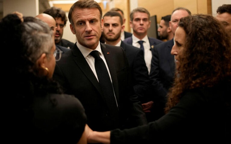 Français victimes des attaques du Hamas : Emmanuel Macron réfléchit à un hommage national