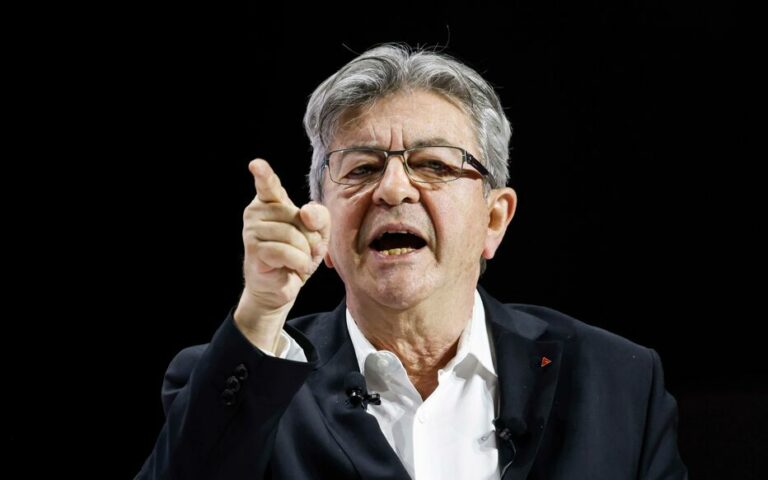 Législatives chez LFI : « Les mêmes qui pleurent n’ont pas protesté » quand ils ont été « parachutés », cingle Jean-Luc Mélenchon