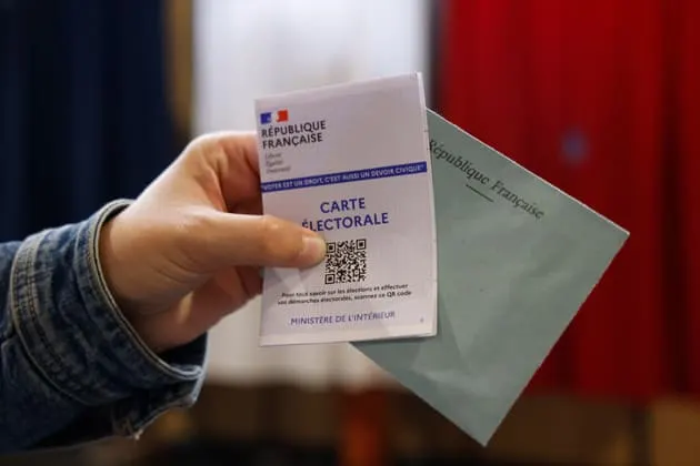 Législatives : les visages de ces électeurs RN à l’annonce des résultats trahissent leur déception