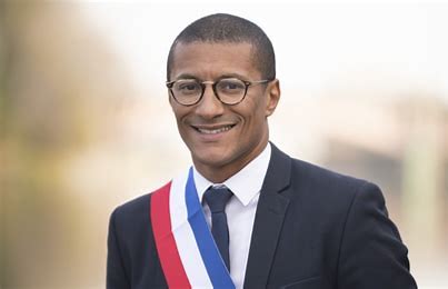 Pascal Boniface qualifie Karim Bouamrane de « muslim d’apparence » et déclenche une polémique