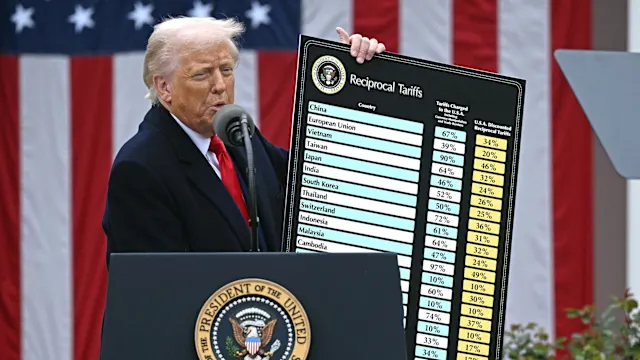 Donald Trump fait hurler le monde entier avec ses nouveaux tarifs douaniers