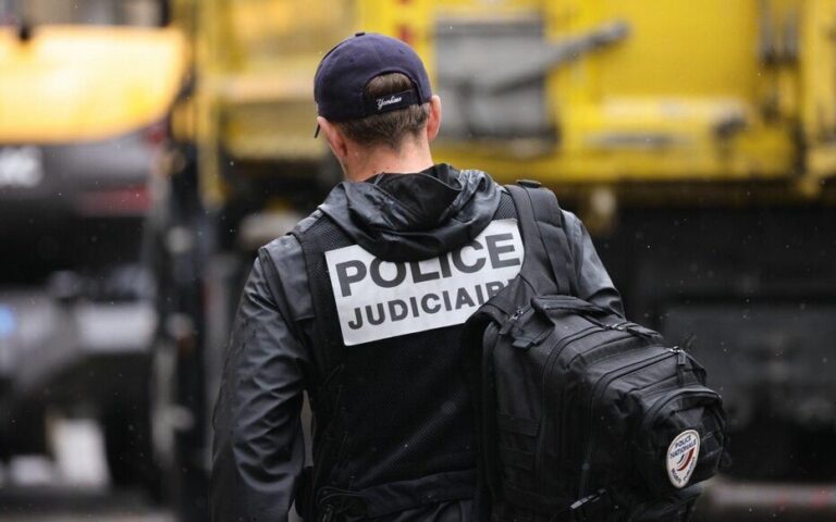 Saisie record à Paris : 435 kilos de cocaïne découverts dans une cave, quatre hommes placés en garde à vue